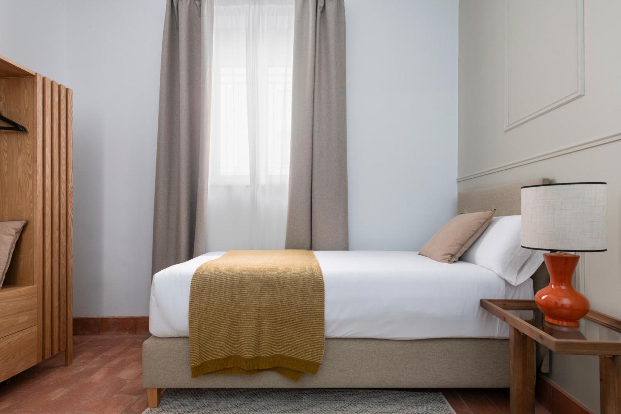 Magno Apartments Santa Clara - Private Terraces With Jacuzzi 塞维利亚 外观 照片